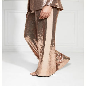 Jessica's Glitter Gold Sequin Suit.