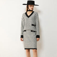 Load image into Gallery viewer, Plaid Knitted High Waist Aline Skirt
