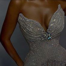 Load image into Gallery viewer, Luxury Cystal Tassel Short Dress
